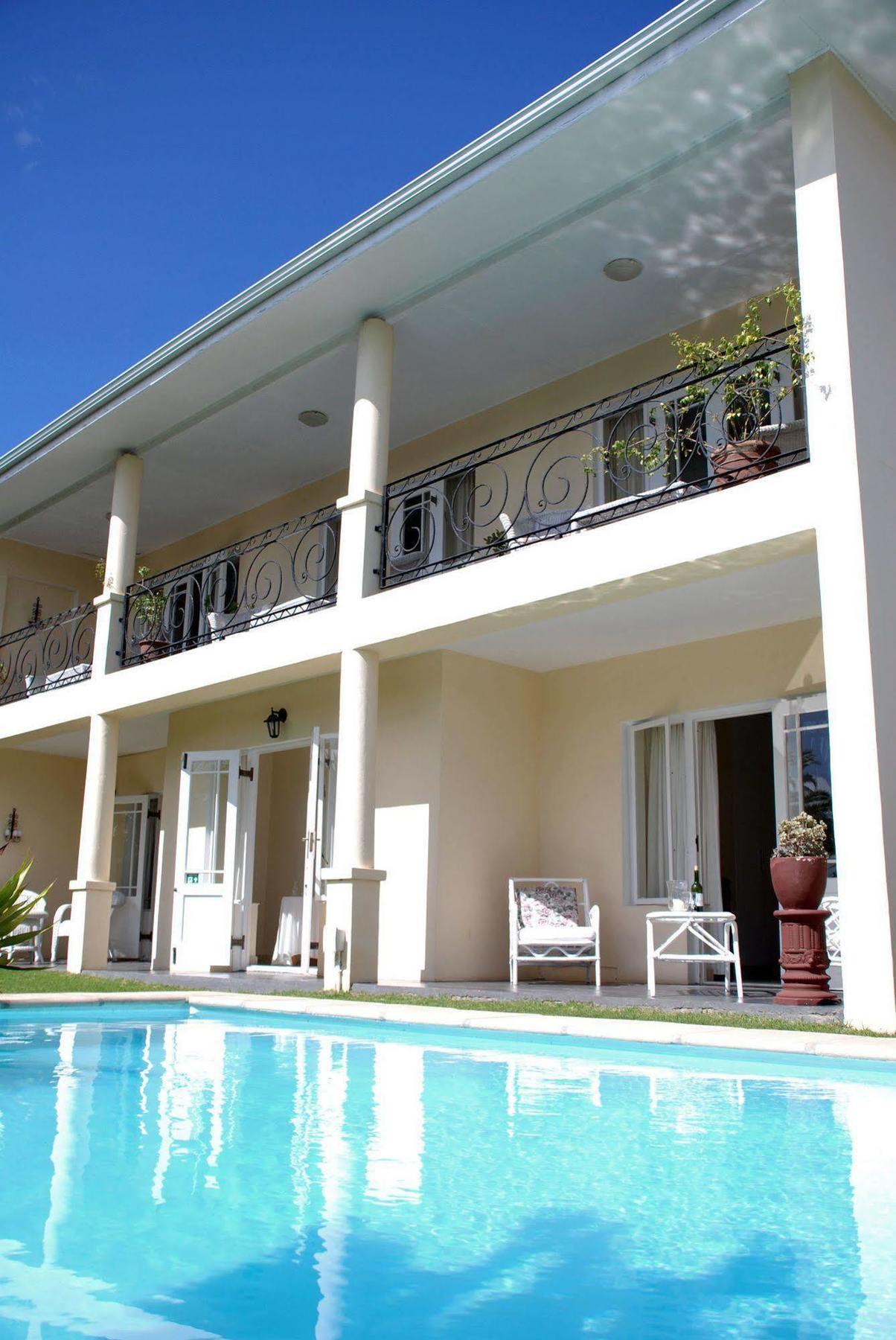 Mandalay Guest House Plettenberg Bay Exterior photo