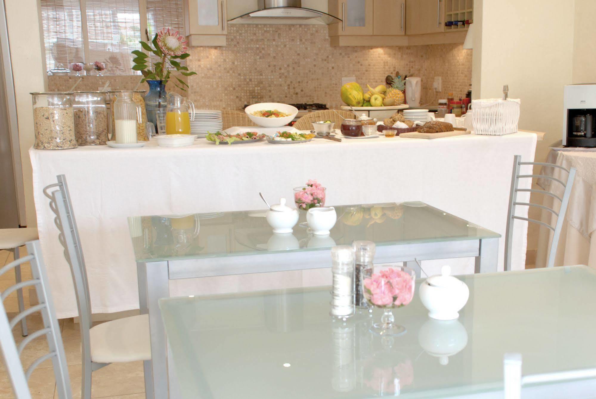 Mandalay Guest House Plettenberg Bay Exterior photo