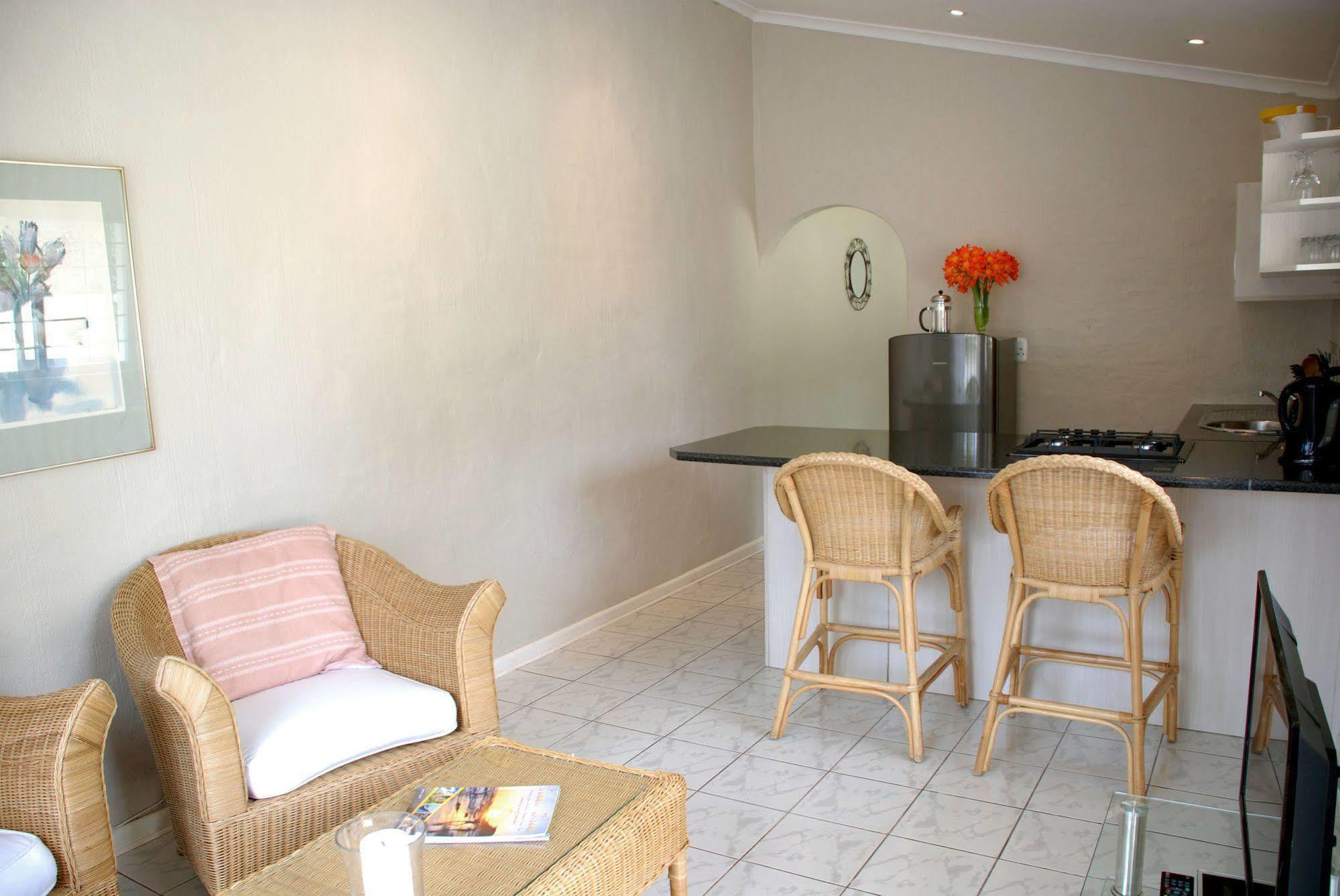 Mandalay Guest House Plettenberg Bay Exterior photo