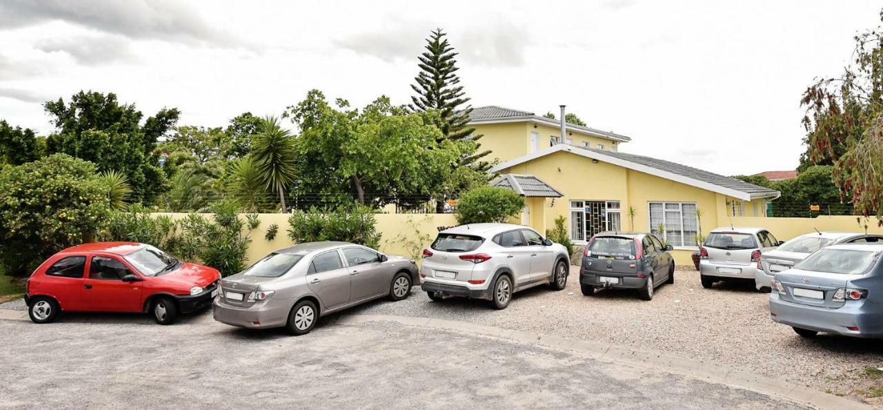Mandalay Guest House Plettenberg Bay Exterior photo